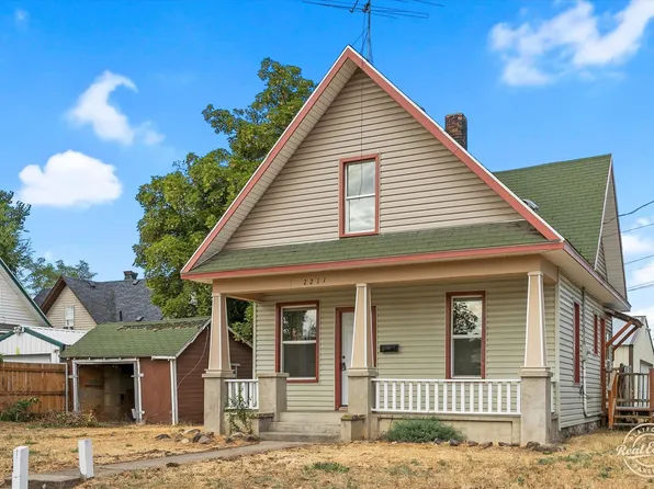 2211 N Addison St, Spokane, WA 99207