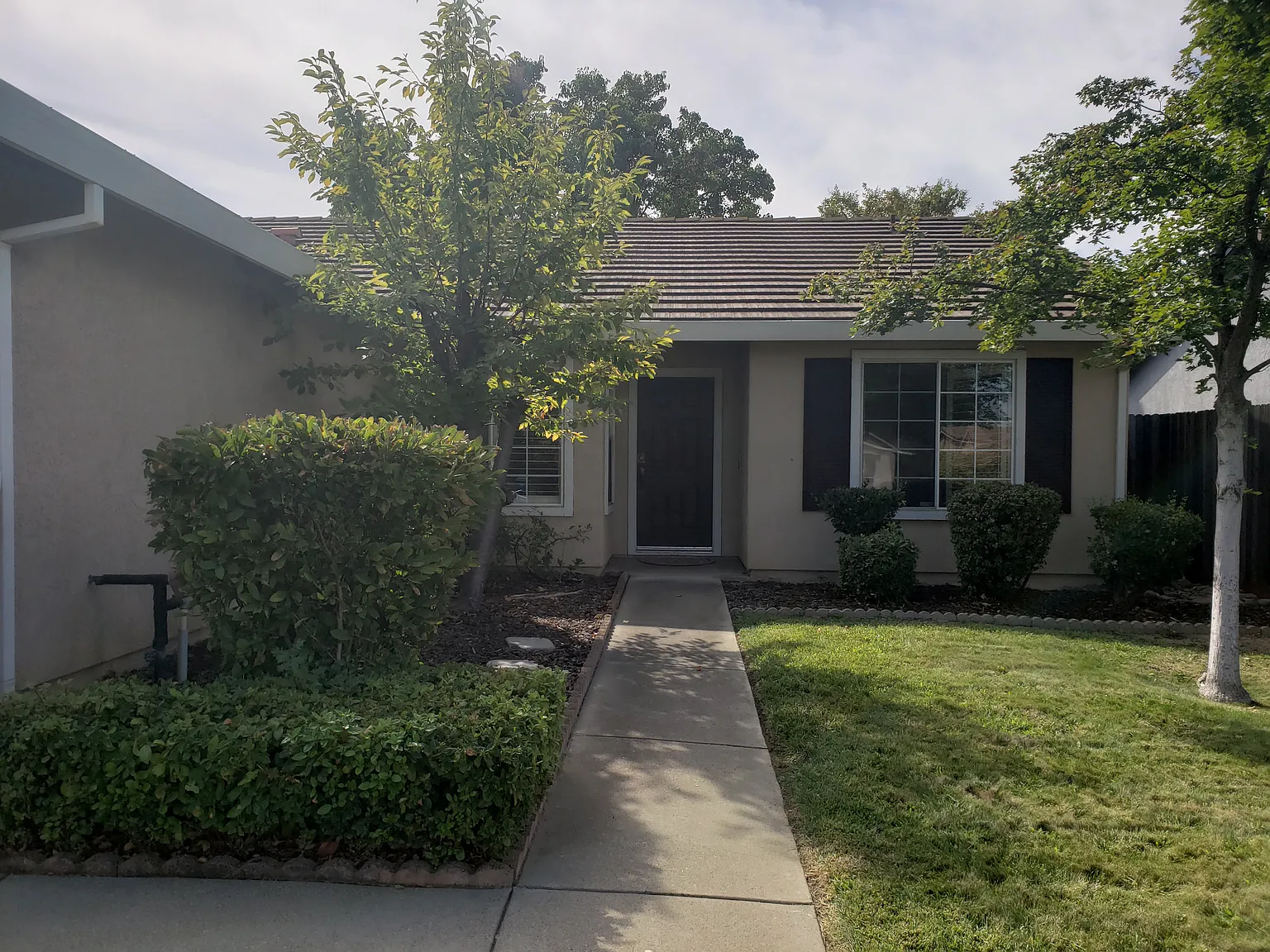 3 bed, 1402 sqft, $2,850 — Photo 4