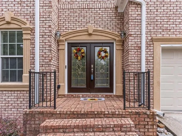 3113 Brians Creek Dr SE, Conyers, GA 30013