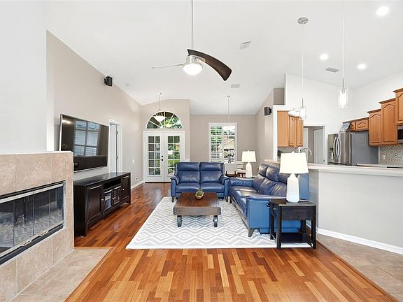 4th image of 1258 PARADISE LAKE DRIVE