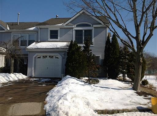 1st image of 271 Rooney Ct