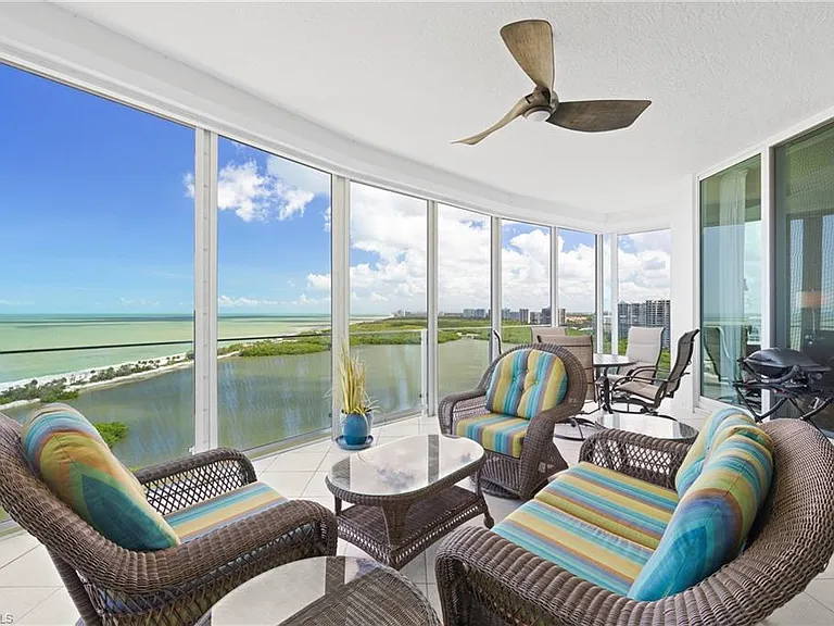 60 Seagate Dr #105 — Photo 23