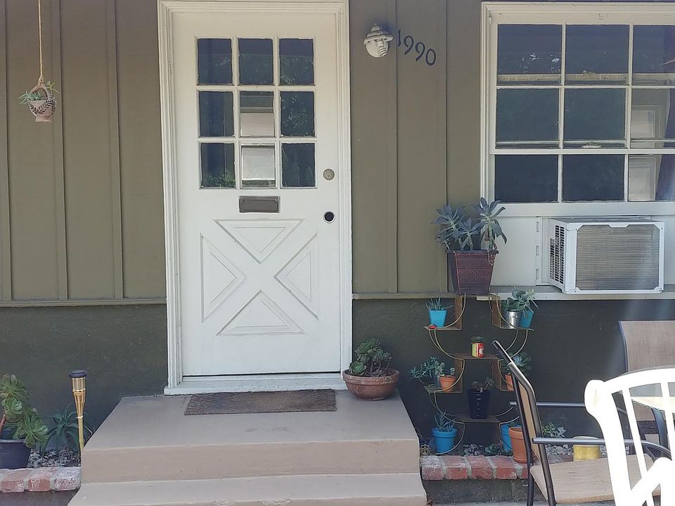1st image of 1990 N Ontario St