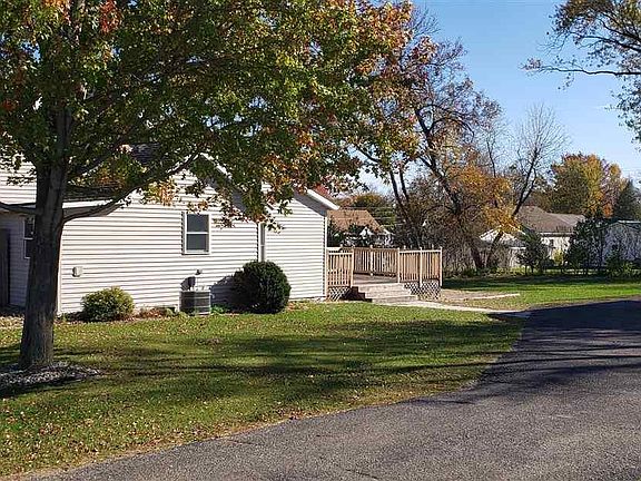 3rd image of 312 W Watonwan St