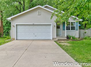 251 Montebello St SE, Kentwood, MI 49548