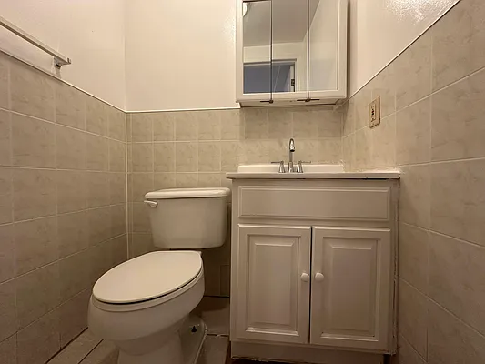 Rented by Douglas Elliman | media 6