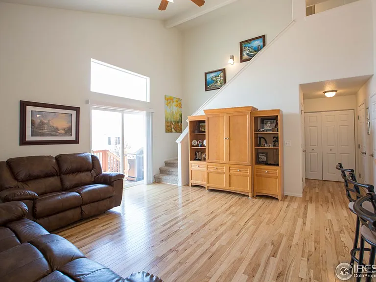 2508 Marshfield Ln — Photo 6