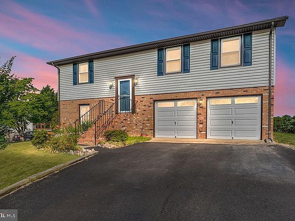 2nd image of 11412 Wentworth Ct