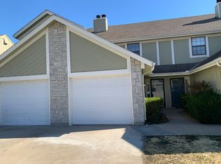 400 NE 6th St, Blue Springs, MO 64014