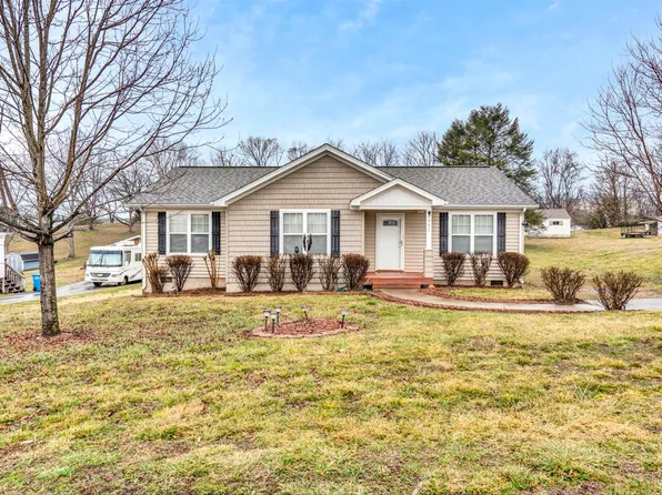 2902 Richard Ave NE, Roanoke, VA 24012