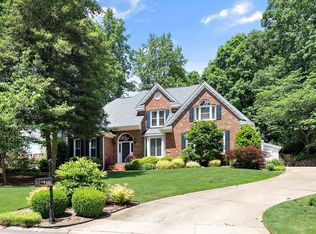 4808 Greenpoint Ln, Holly Springs, NC 27540