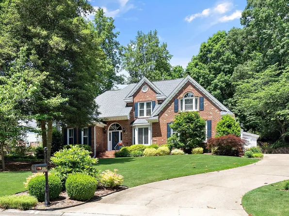 4808 Greenpoint Ln, Holly Springs, NC 27540