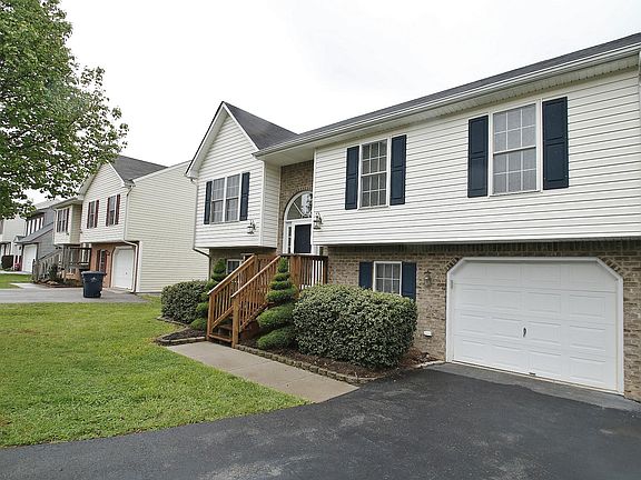2nd image of 4858 Golfview Dr