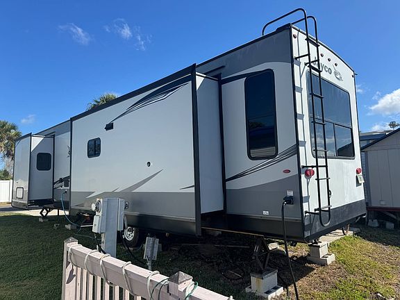 5th image of 6830 Hachem Dr #7