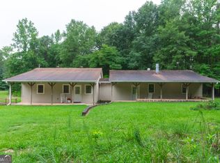 442 Davis Rd, Fayetteville, GA 30215