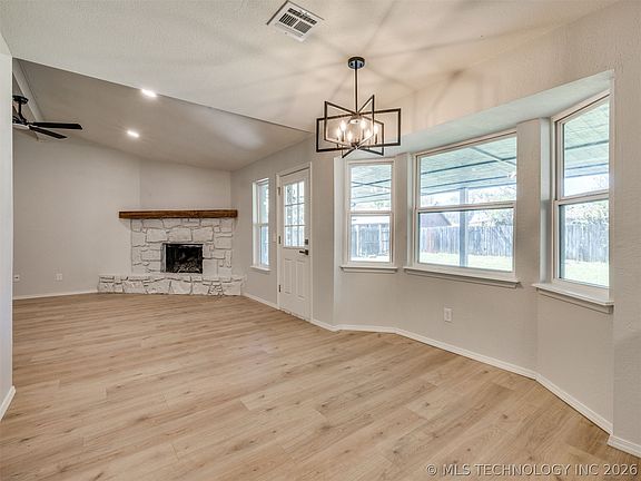 5th image of 6718 S Rockford Ave