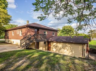 411 Singleton Pl, Joliet, IL 60436