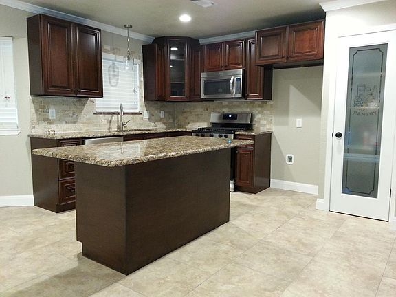 5th image of 10907 Mount Boracho Dr