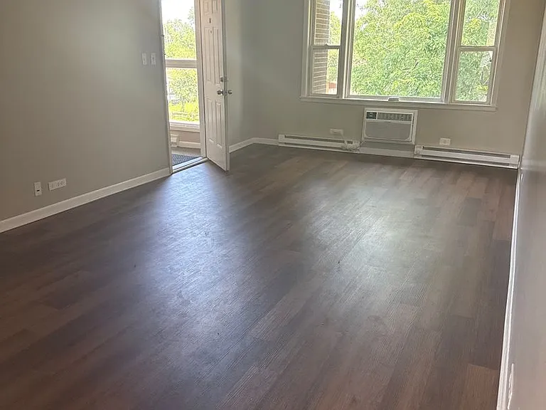 6615-19 W Lloyd Dr — Photo 16