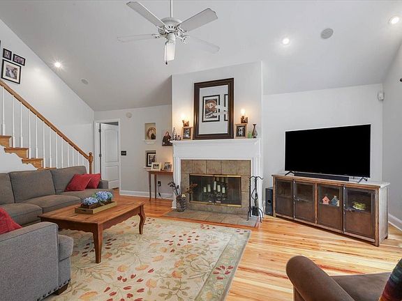 5th image of 1461 Pine St