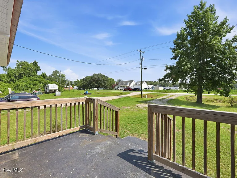 3065 State Highway 55 W — Photo 31
