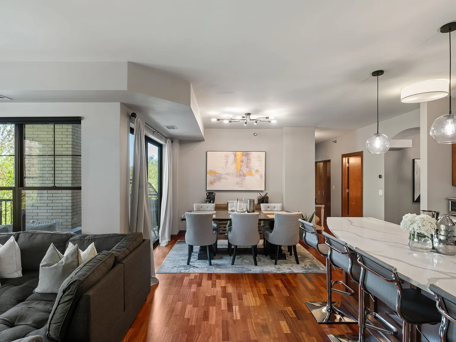 2 bed, 1391 sqft, $2,695 — Photo 2