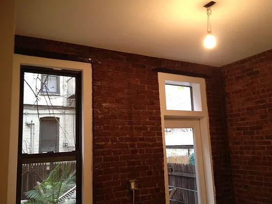 Rented by Sky Management | media 31