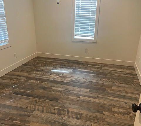2nd image of 2529 N Maroa Ave