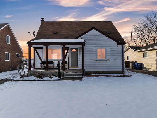 23307 Willard Ave, Warren, MI 48089