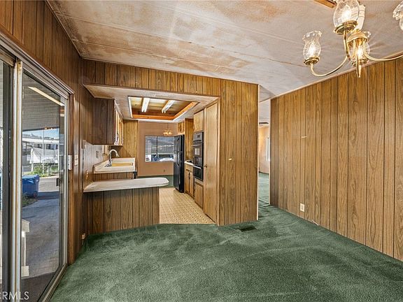 3rd image of 400 Greenfield Dr Space 18