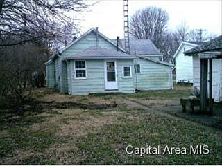 2nd image of 225 E Prairie St