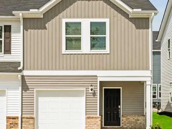 120 Arrow Ct, Greer, SC 29651