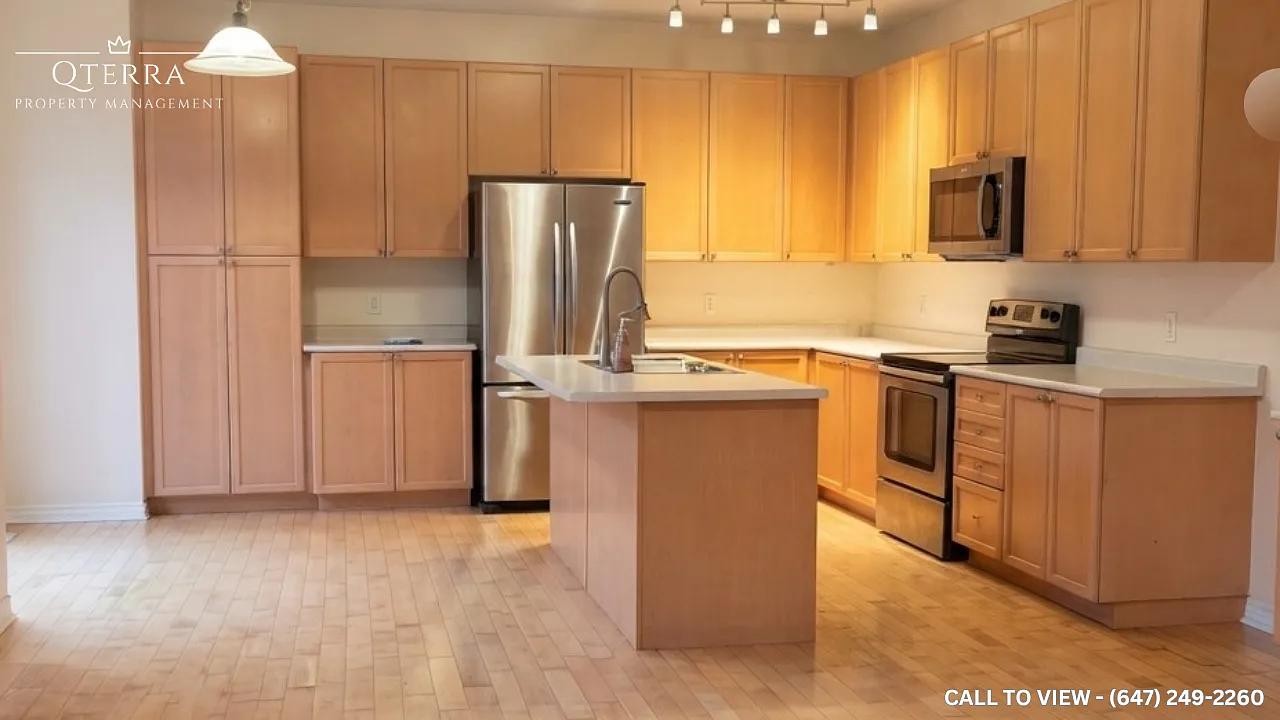 5 bed, 3.5 bath, 1900 sqft, $3,295 — Photo 3