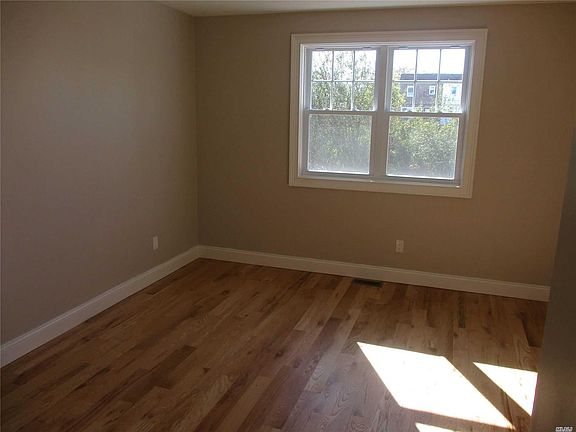 3rd image of 11508 Rockaway Blvd #2A