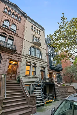 Rented by Douglas Elliman | media 15