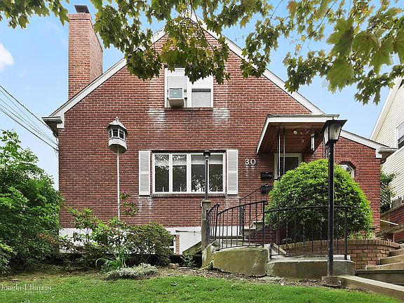2nd image of 30 Nichols Ave
