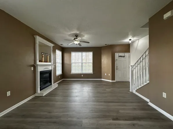 2004 Picardy Ct, Virginia Beach, VA 23454