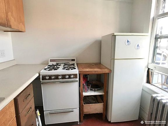 3rd image of 616 W 113th St