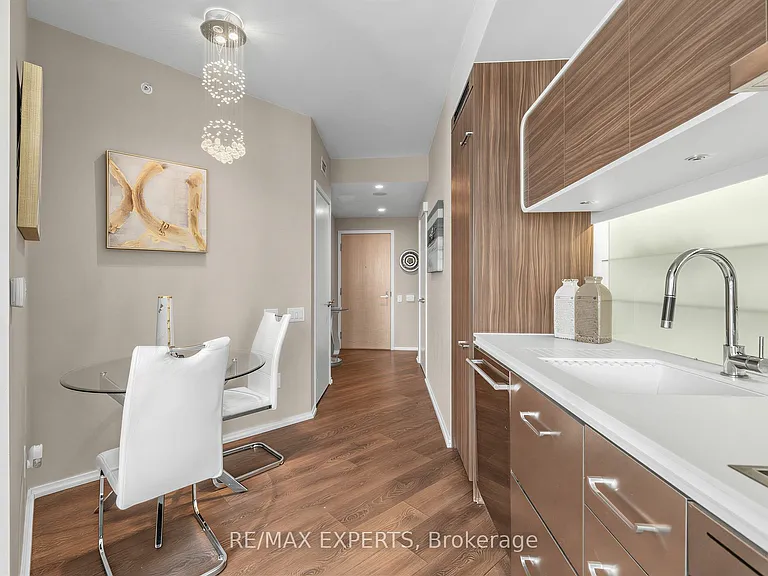 45 Charles St E #1509 — Photo 2