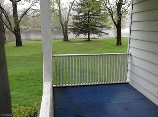 6 Myrtle Ave, Branchville, NJ 07826