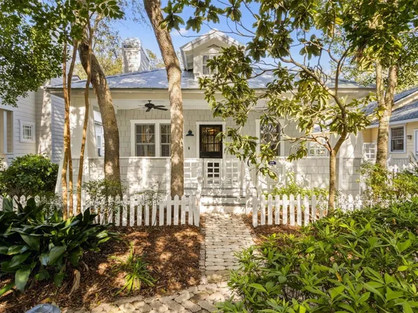 1611 Geddes Ln, Fernandina Beach, FL 32034