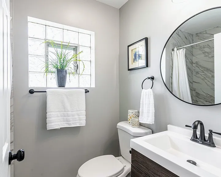 1805 Hovland Ct — Photo 9