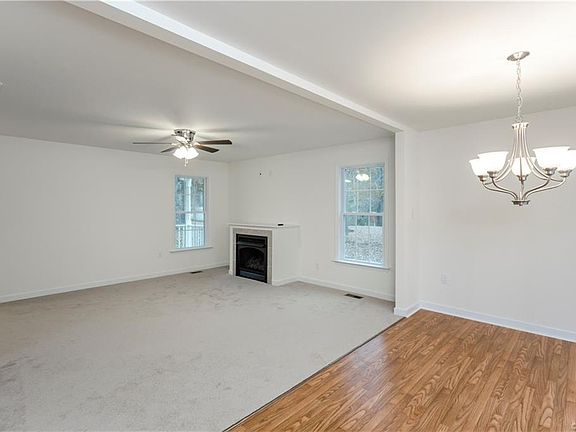 5th image of 2168 Breckenridge Ave