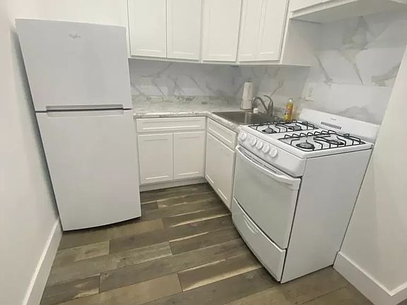 3rd image of 1730 E 14th St APT 3A