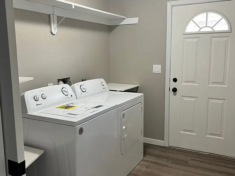 510-520 Morgan Ln #515 — Photo 33