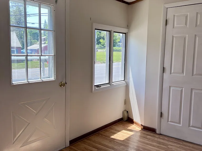 Sunroom (continued)