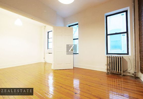 3rd image of 260 Pacific St APT 8