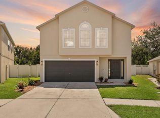 947 Brenton Leaf Dr, Ruskin, FL 33570