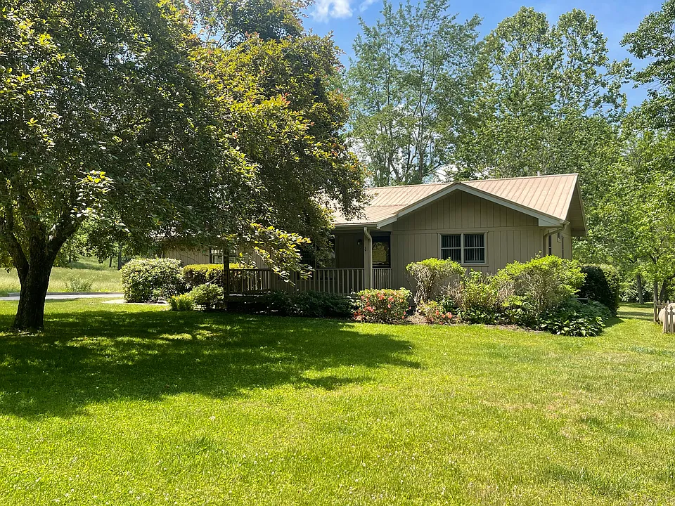45 Brown Branch Rd