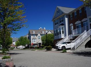 11 Tottenham Ct, Jersey City, NJ 07305